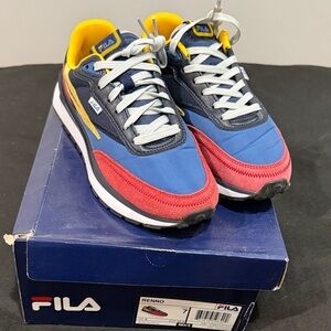 Retro Fila Men's Blue and Red Sneakers